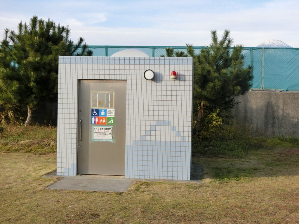 砂山公園（貝塚公園）トイレ