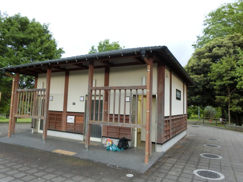 原田公園西側トイレ
