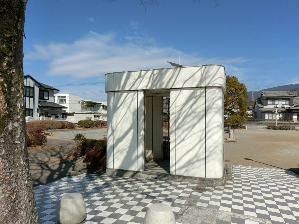 神谷公園トイレ