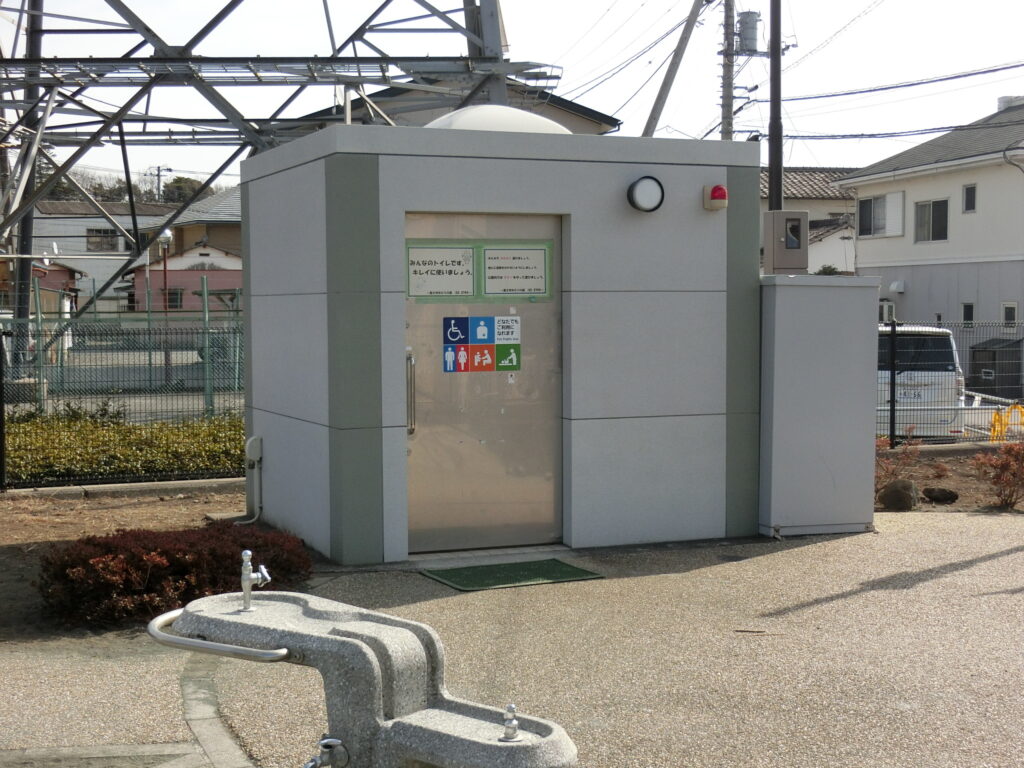 青葉台ふれあい広場トイレ