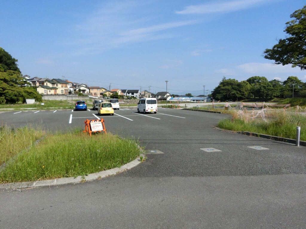 比奈公園駐車場