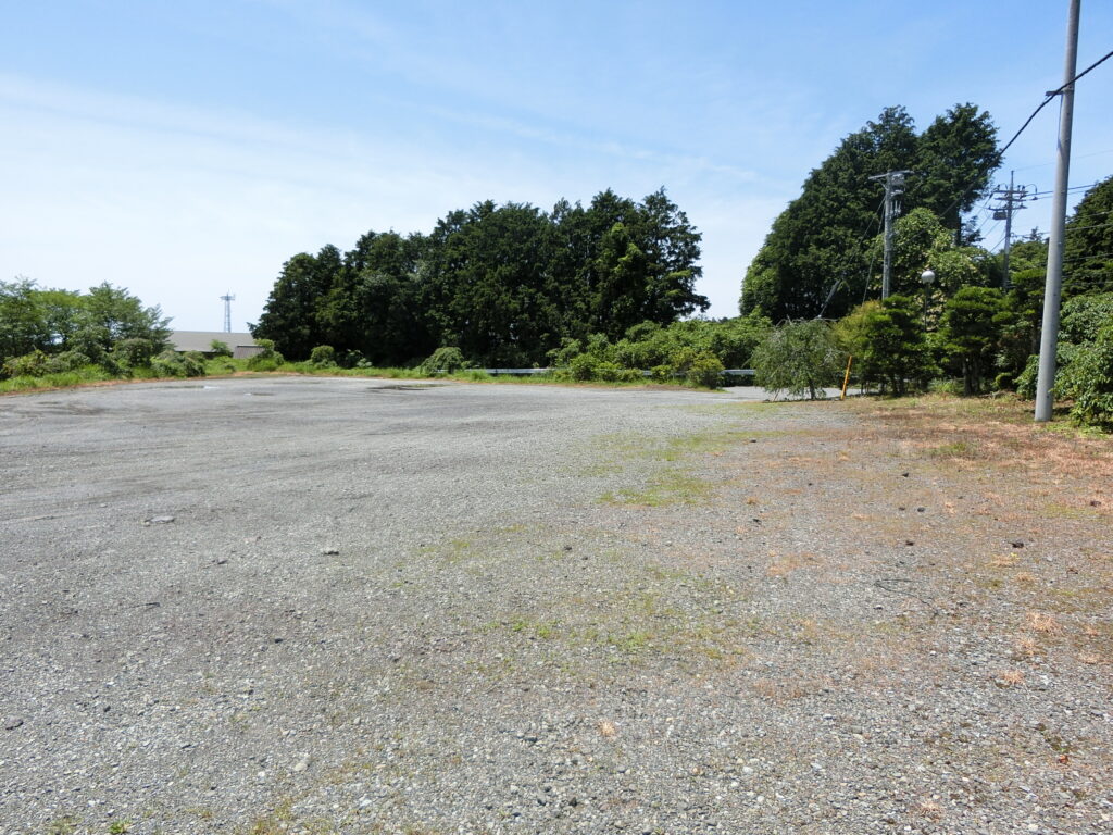 大渕公園入口駐車場
