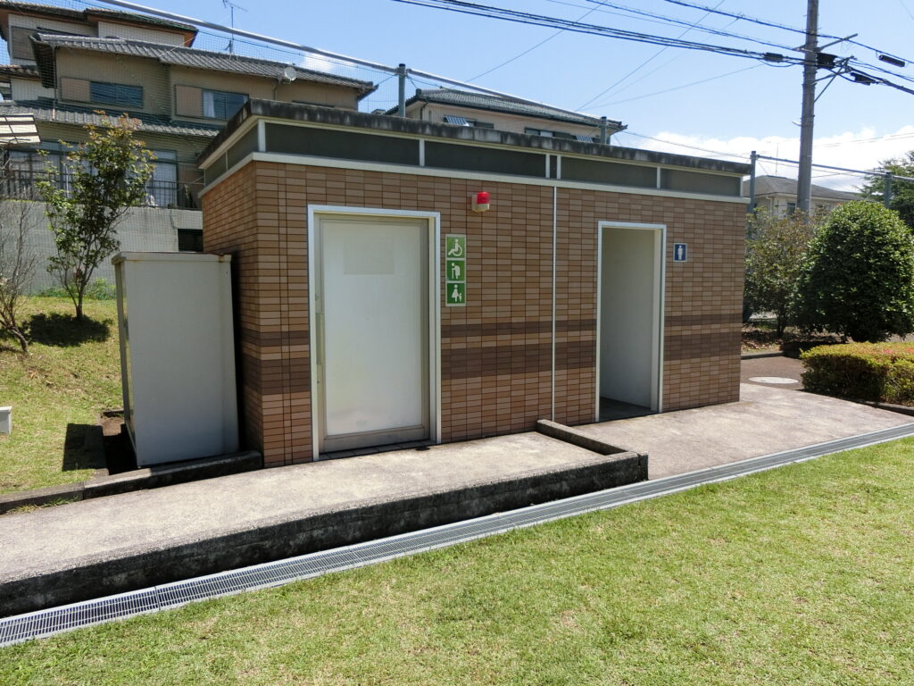 富士山F城山公園トイレ
