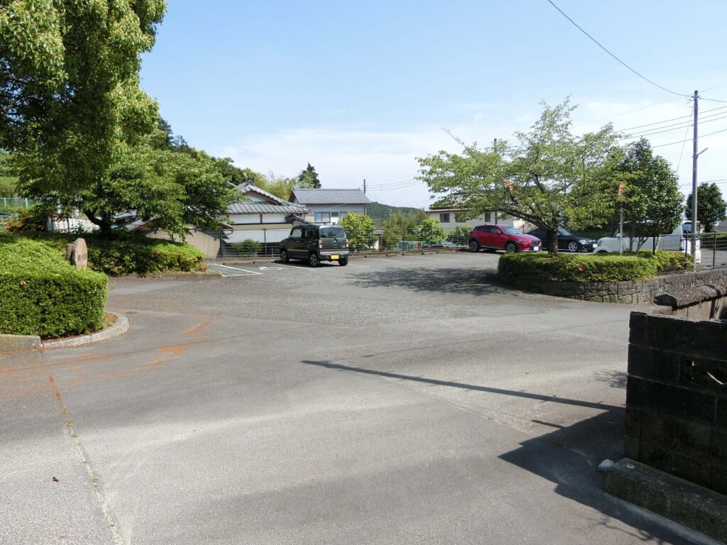 鵜無ケ渕公園駐車場