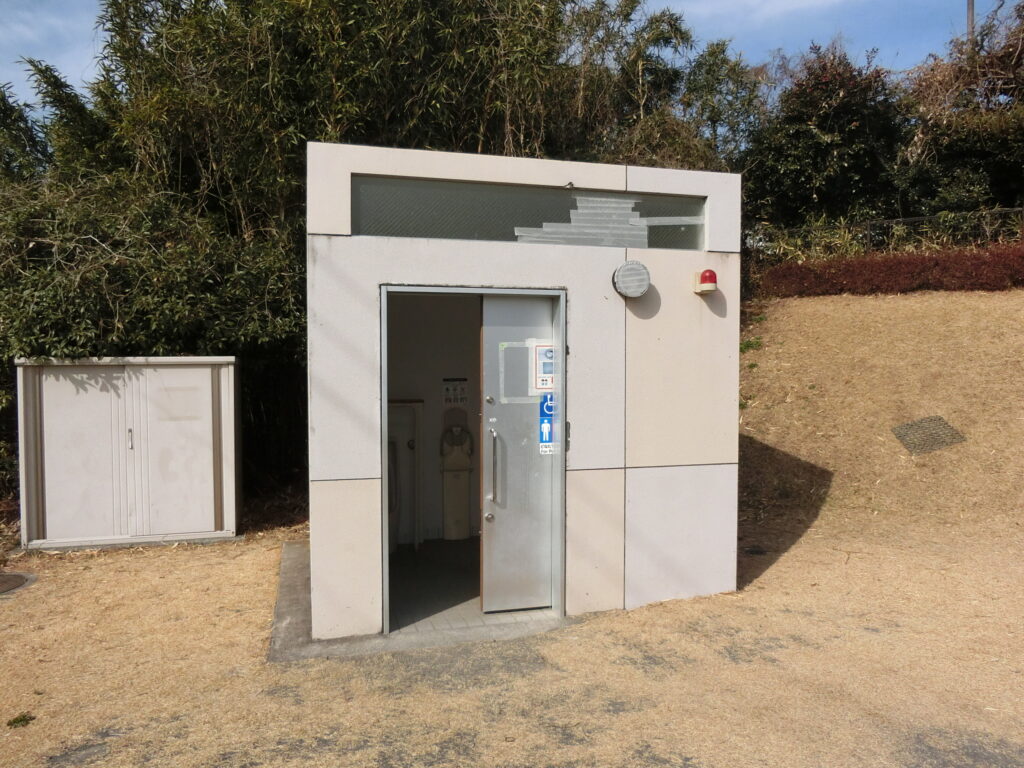 さんどまき公園トイレ